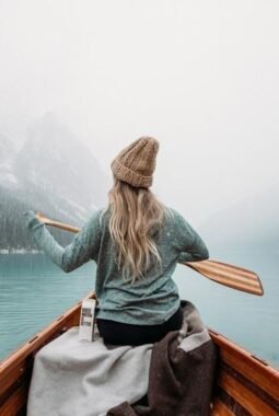 Kegembiraan Bepergian Sendirian: Tips dan Inspirasi untuk Berpetualang Sendirian