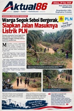 Warga Segok Sebaboi Bergerak, Siapkan Jalan Masuknya Listrik PLN